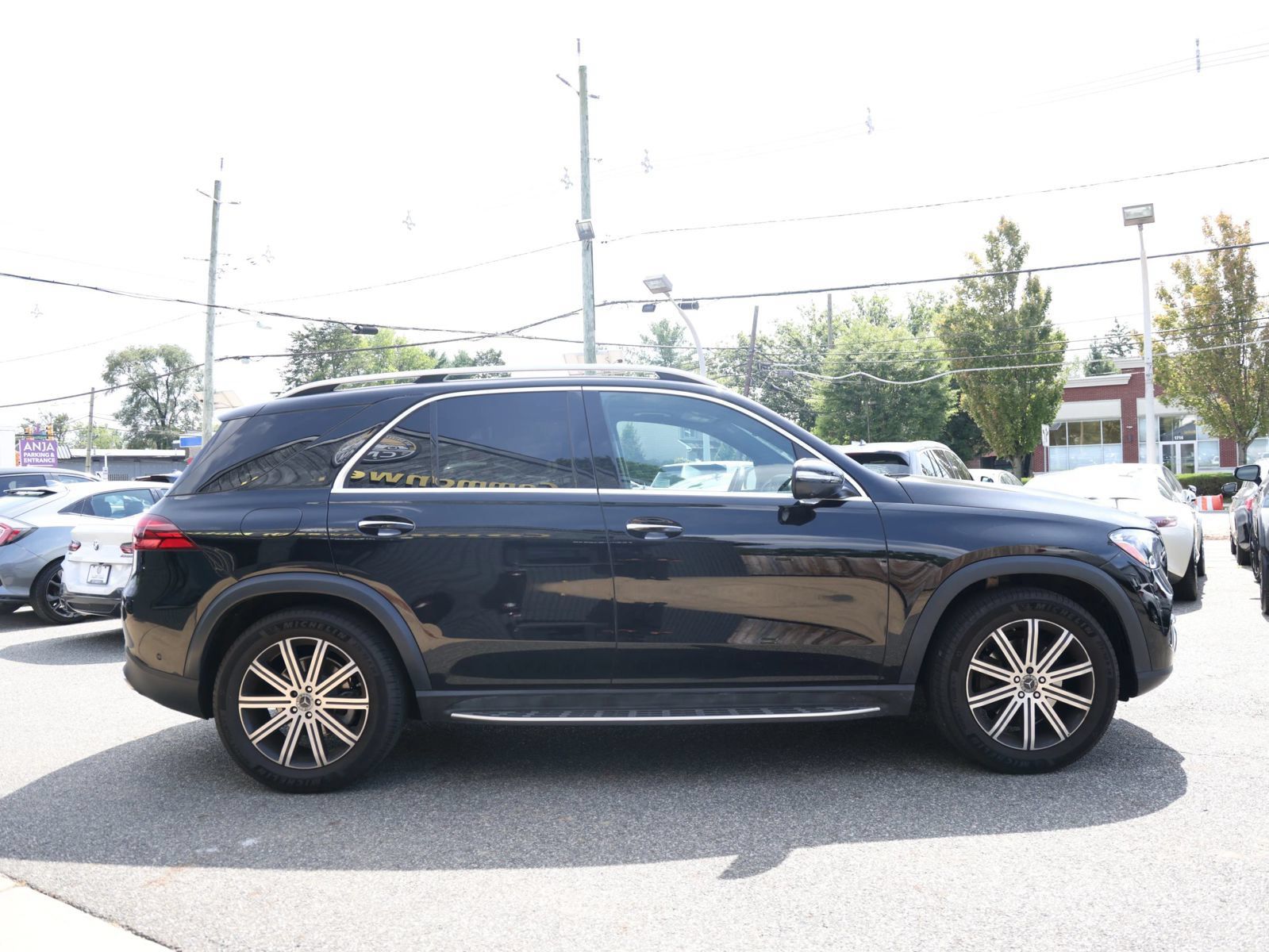 Used 2024 Mercedes-Benz GLE 350 4MATIC image 5
