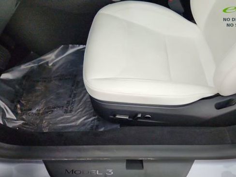 Used 2025 Tesla Model 3 RWD image 33