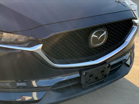 Used 2020 MAZDA CX-5 Touring image 29