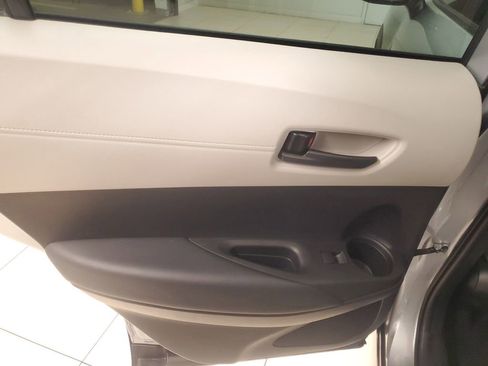 Certified 2022 Toyota Corolla Cross L AWD/4WD image 13