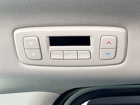 Certified 2026 Kia Carnival SX Prestige image 33