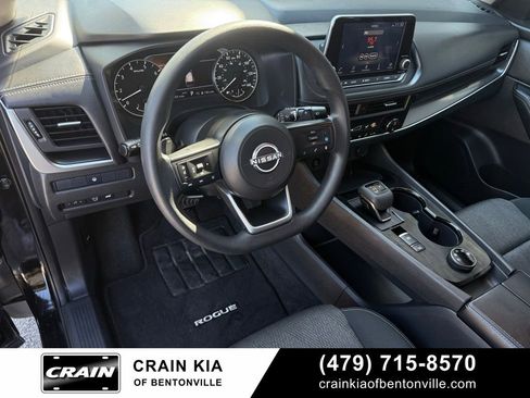 Used 2024 Nissan Rogue SV AWD/4WD image 10