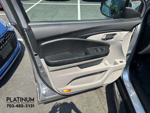 Used 2016 Honda Pilot EX image 17