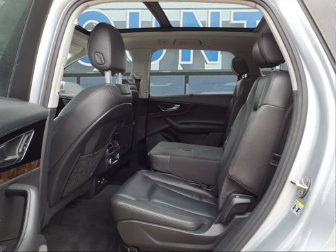 Used 2018 Audi Q7 3.0T Prestige w/ Prestige Package image 10