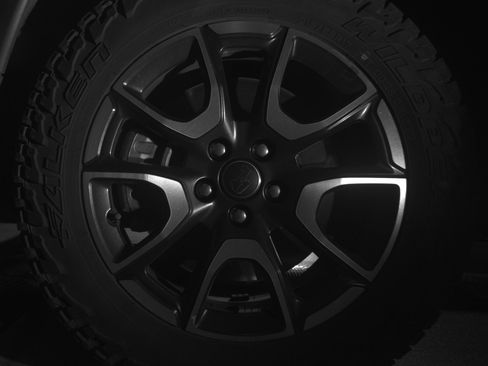 Used 2025 Jeep Compass Trailhawk w/ Trailer Tow Group image 12