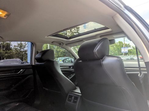 Used 2018 Honda Accord EX-L image 45