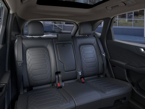 New 2024 Ford Escape Platinum w/ Premium Technology Package image 11