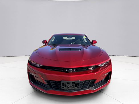 Used 2022 Chevrolet Camaro SS RWD image 8