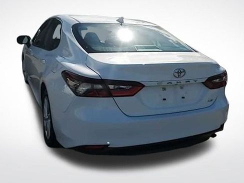 Used 2024 Toyota Camry LE image 3