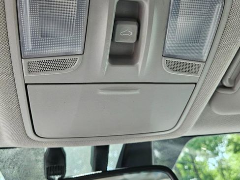 Used 2020 Hyundai Elantra Value Edition image 17