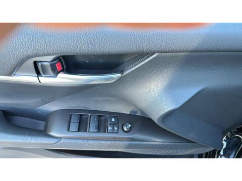 Used 2024 Toyota Camry SE FWD image 12