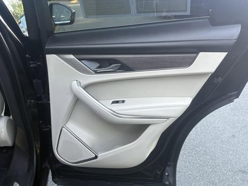 Used 2021 Jaguar F-PACE S image 21