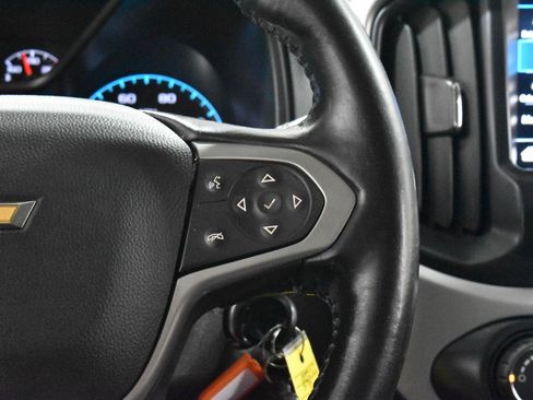 Used 2020 Chevrolet Colorado LT AWD/4WD image 8