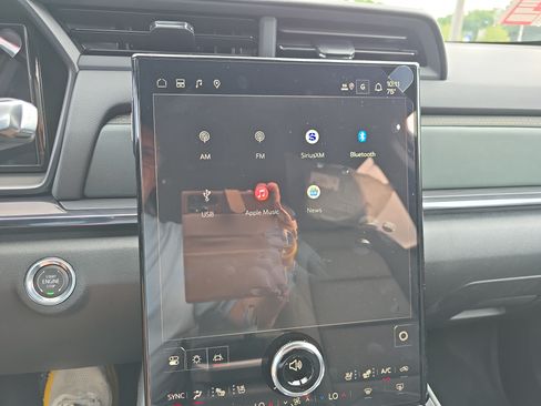 New 2027 GMC Terrain AT4 w/ Convenience Package III AWD/4WD image 30