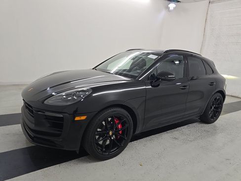 Used 2024 Porsche Macan GTS AWD/4WD image 2