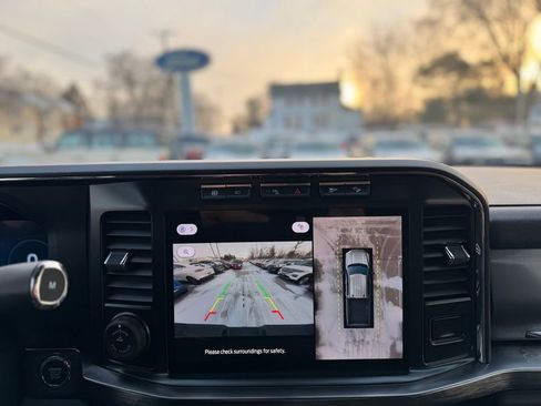 Used 2024 Ford F250 Lariat w/ Lariat Ultimate Package image 29