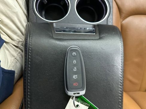 Used 2014 Lincoln MKX AWD w/ Equipment Group 101A image 35