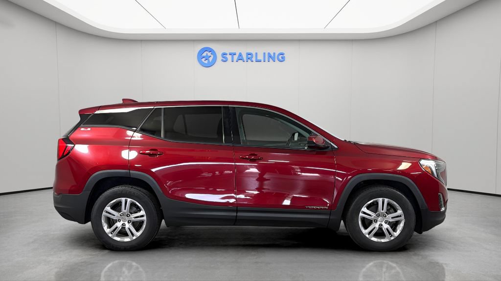 Used 2020 GMC Terrain SLE FWD image 11