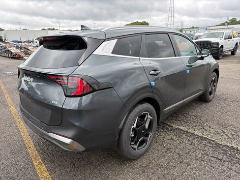 New 2026 Kia Sportage EX AWD/4WD image 3