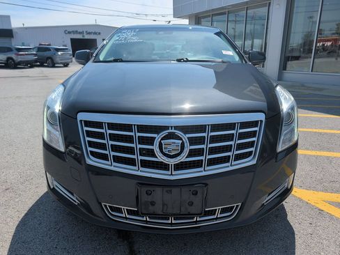 Used 2013 Cadillac XTS Premium AWD/4WD image 2