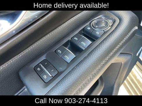 Used 2021 GMC Yukon XL Denali w/ Denali Ultimate Package image 14