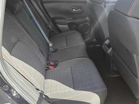 Used 2025 Honda HR-V Sport image 17
