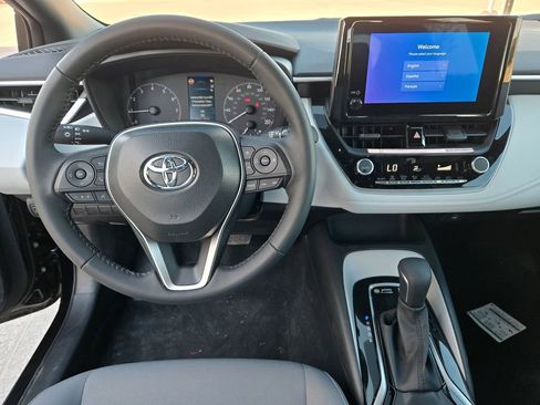 Used 2025 Toyota Corolla SE FWD image 13