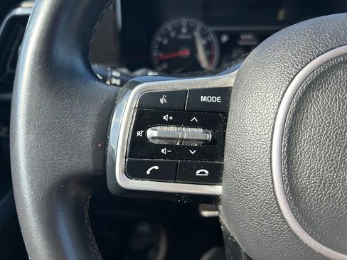Certified 2022 Kia Sorento S image 19