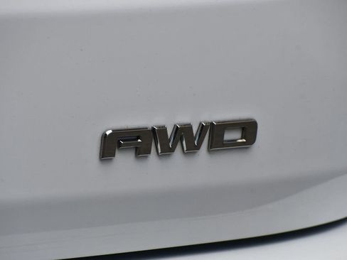 Used 2019 GMC Terrain SLT image 16