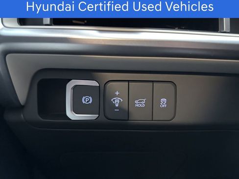 Used 2025 Hyundai Santa Fe SE image 30