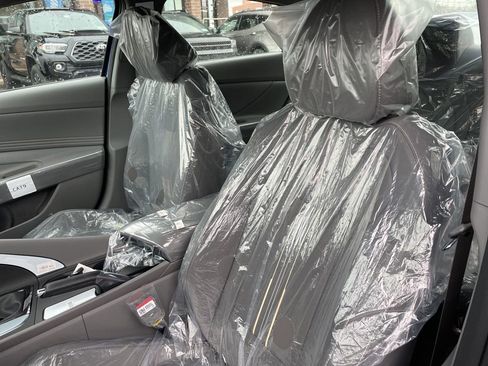 New 2026 Hyundai Elantra Sport image 9