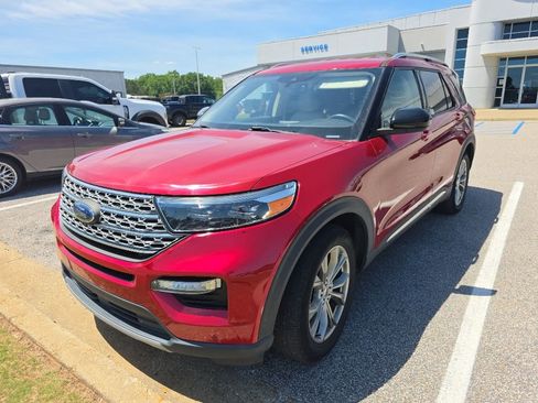 Used 2022 Ford Explorer Limited RWD image 2