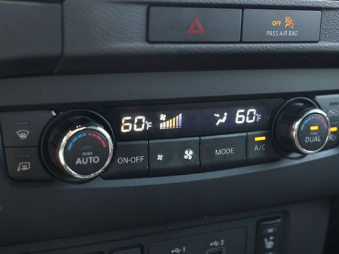 Used 2023 Nissan Frontier Pro-X w/ Pro Convenience Package RWD image 22