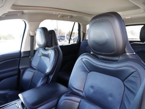 Used 2020 Lincoln Aviator Reserve w/ Equipment Group 202A AWD/4WD image 14