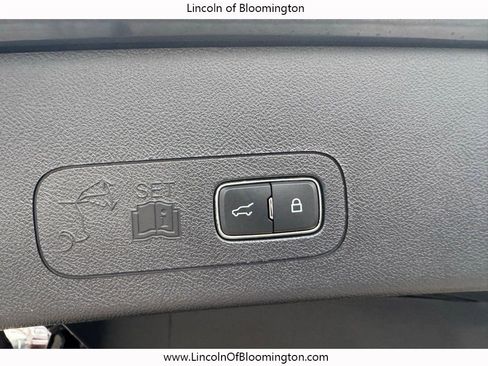 Certified 2025 Lincoln Aviator Reserve w/ Equipment Group 201A image 64