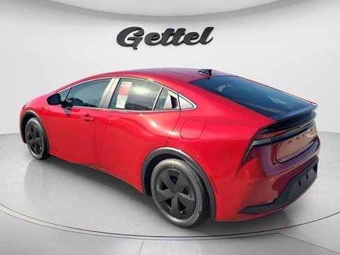 New 2026 Toyota Prius LE image 7