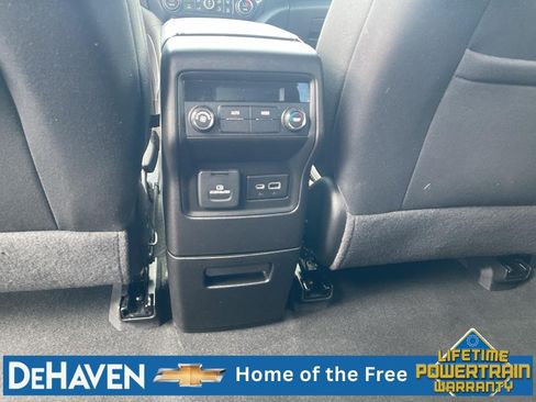 Used 2023 GMC Acadia SLE w/ Driver Convenience Package FWD image 21