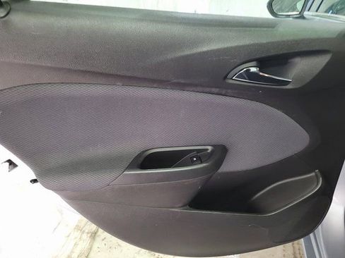 Used 2017 Chevrolet Cruze LT image 45