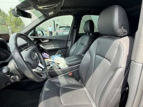 Used 2019 Audi Q7 3.0T Prestige w/ Prestige Package AWD/4WD image 8