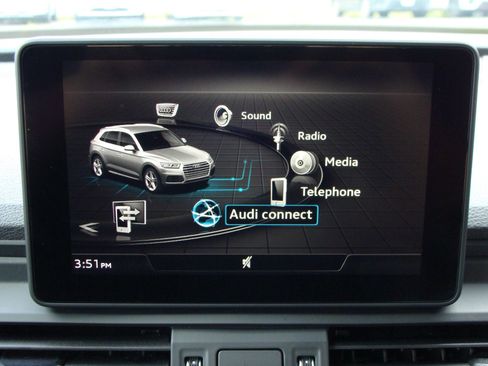 Used 2019 Audi Q5 2.0T Premium w/ Convenience Package image 13