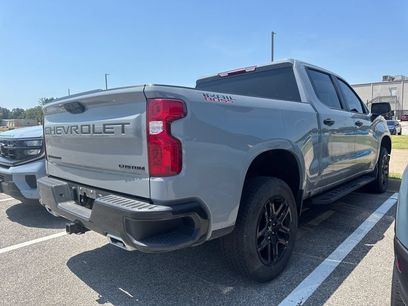 Used 2024 Chevrolet Silverado 1500 Custom Trail Boss w/ LPO, Dark Essentials Package