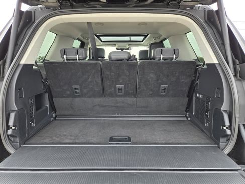 Used 2025 Ford Expedition Active RWD image 26