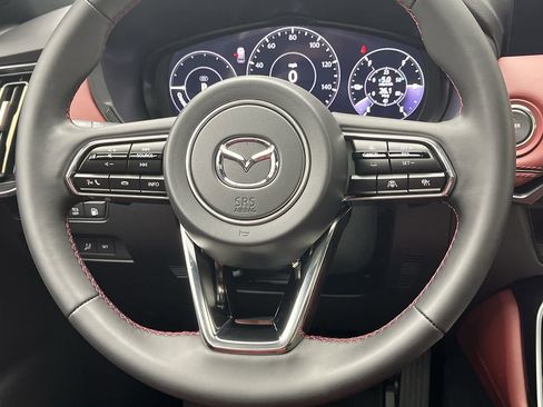 Certified 2025 MAZDA CX-70 Plug-In Hybrid w/ Premium Plus image 18