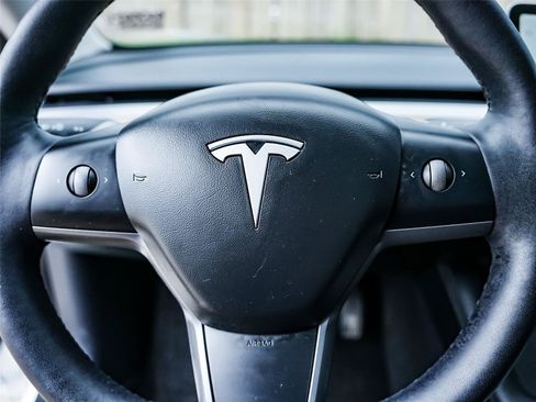 Used 2021 Tesla Model 3 Standard Range Plus RWD image 13