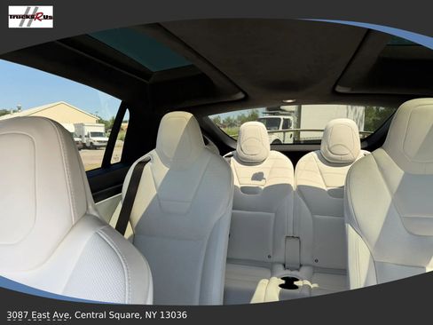Used 2016 Tesla Model X 90D AWD/4WD image 17