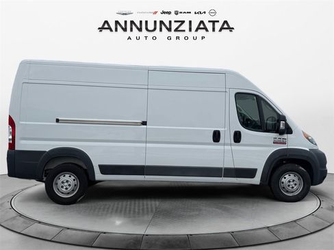 Used 2017 RAM ProMaster 2500 w/ Interior Convenience Group image 6