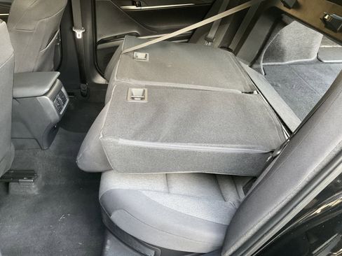 Used 2025 Toyota Camry LE image 40