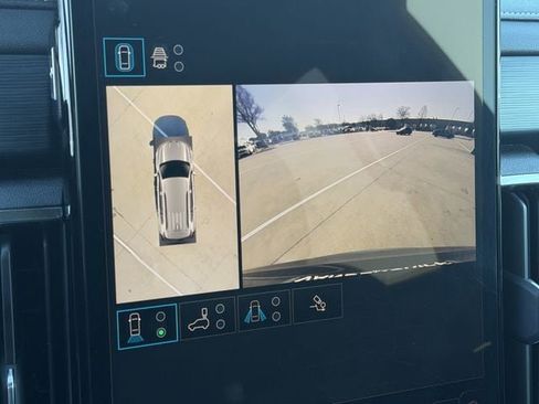 Used 2025 GMC Acadia Elevation image 18