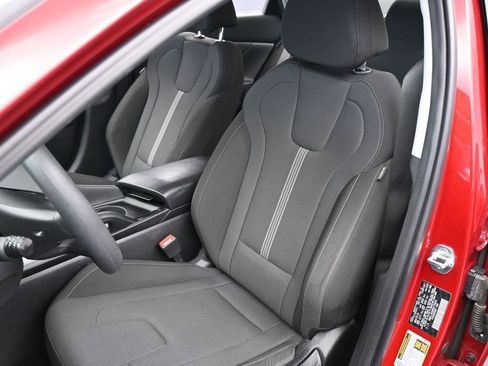 Used 2024 Hyundai Elantra SE image 10