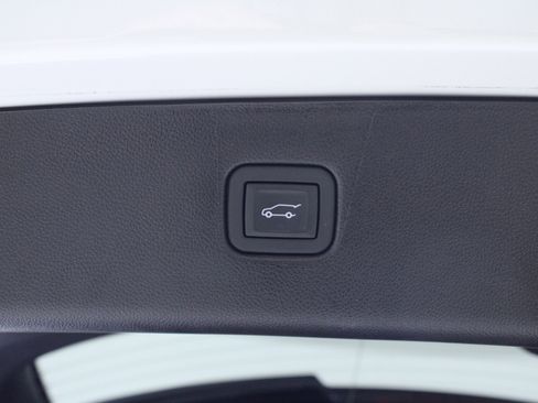 Used 2024 Chevrolet Blazer RS w/ Driver Confidence II Package image 12